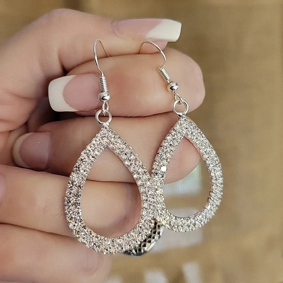 Coquette Crystal Teardrop Statement Earrings, choice of color - Picture 3 of 8